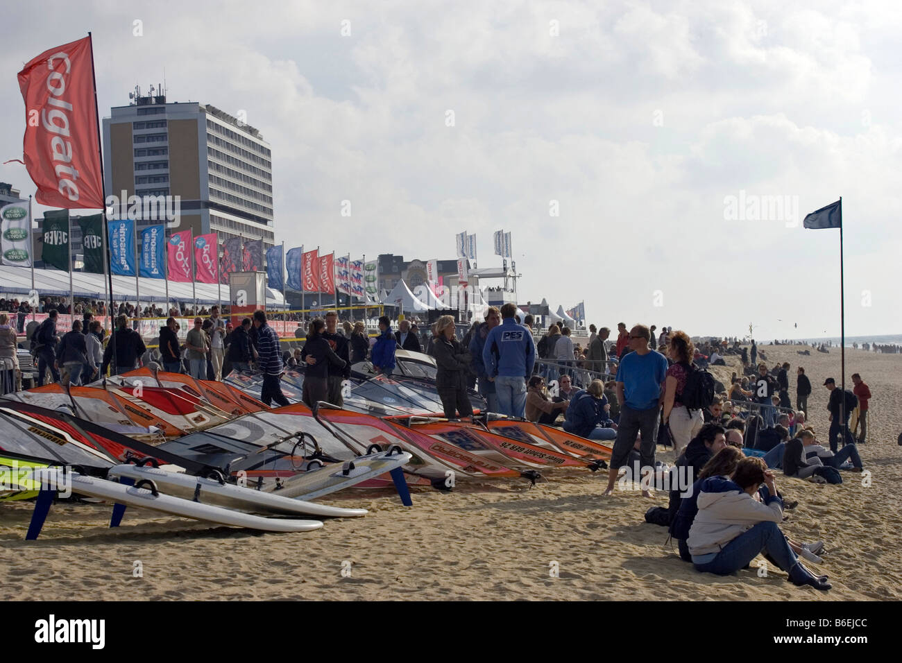 Udienza a Colgate World Cup 2008, il surf, la spiaggia di Brandeburgo, Westerland, Sylt, Schleswig-Holstein, Germania, Europa Foto Stock