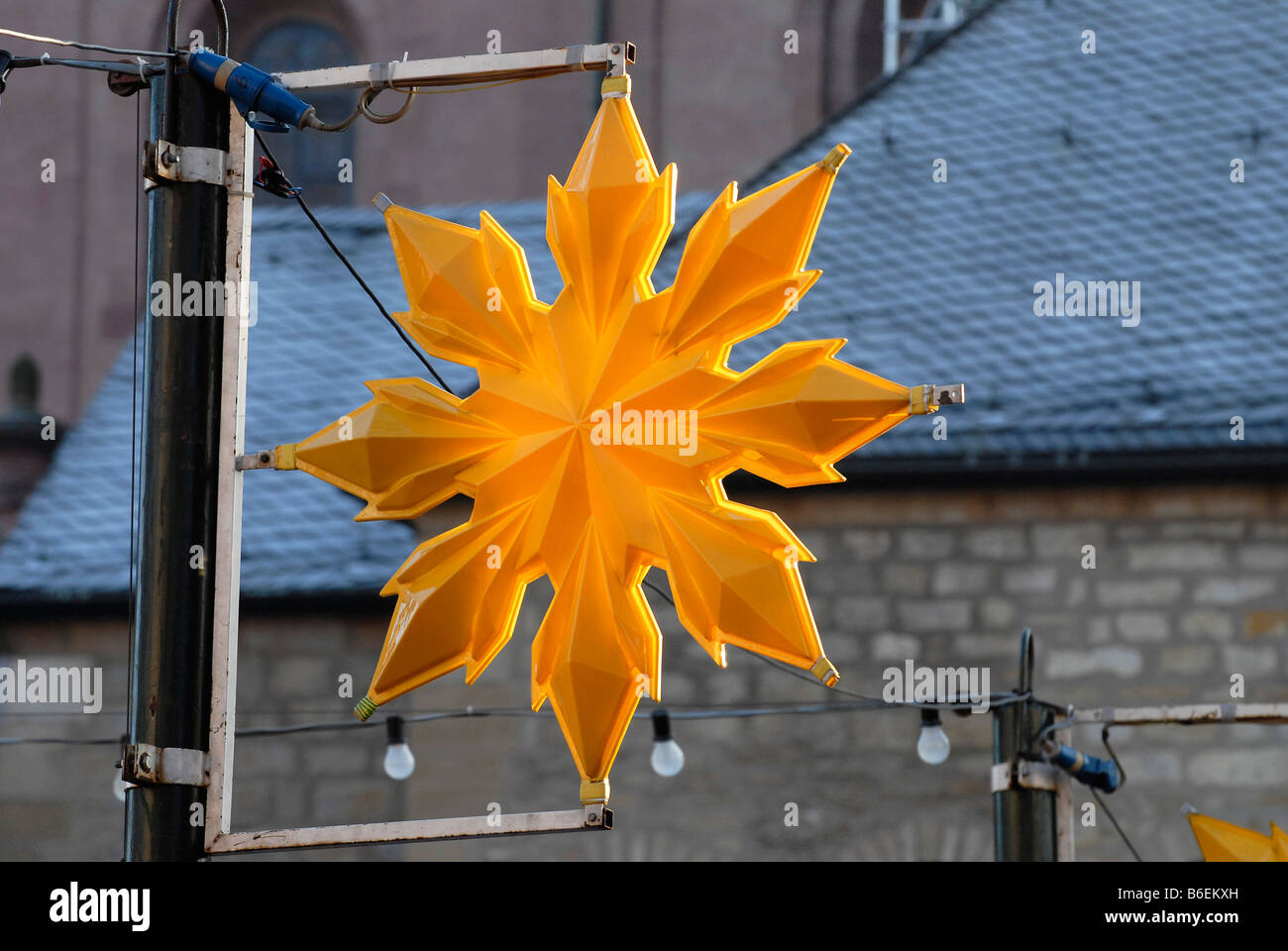 Le motivazioni da un mercatino di Natale in una città tedesca Foto Stock