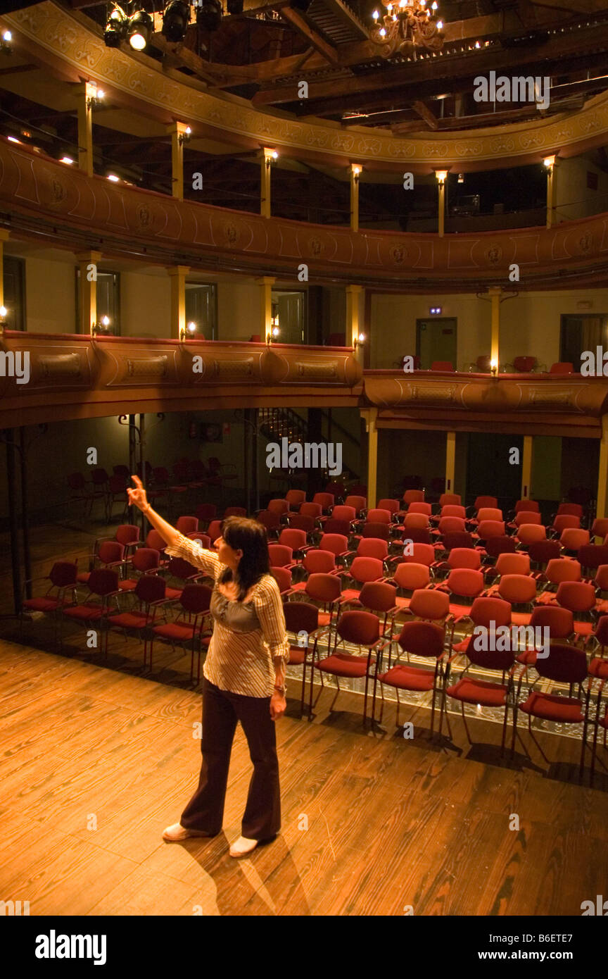 Corral de Comedias Courtyard Theatre in Plaza de Cervantes ALCALA DE HENARES Madrid Spagna Foto Stock