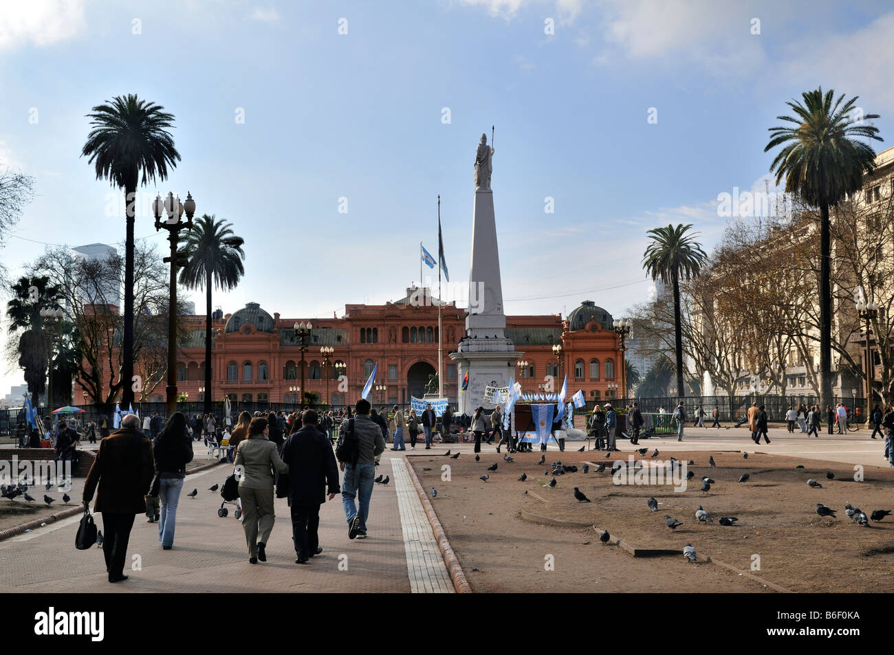 Plaza de Mayo e la Casa Rosada, la sede del governo, Buenos Aires, Argentina, Sud America Foto Stock