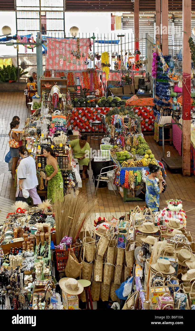 Tradizionale mercato polinesiano di Papeete a Tahiti, Polinesia Francese Foto Stock