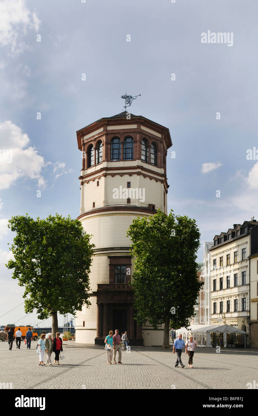 Torre Schlossturm Duesseldorf, ubicazione del museo marittimo, Duesseldorf, nella Renania settentrionale-Vestfalia, Germania, Europa Foto Stock