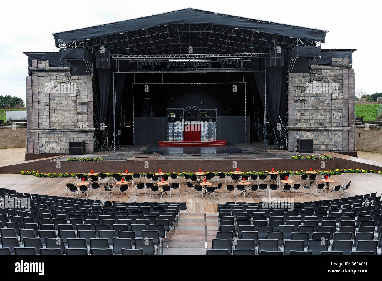 Open-air tappa di Xanten Arena, il summer festival in un anfiteatro romano, stadio vuoto, Xanten parco archeologico, Basso Reno ri Foto Stock