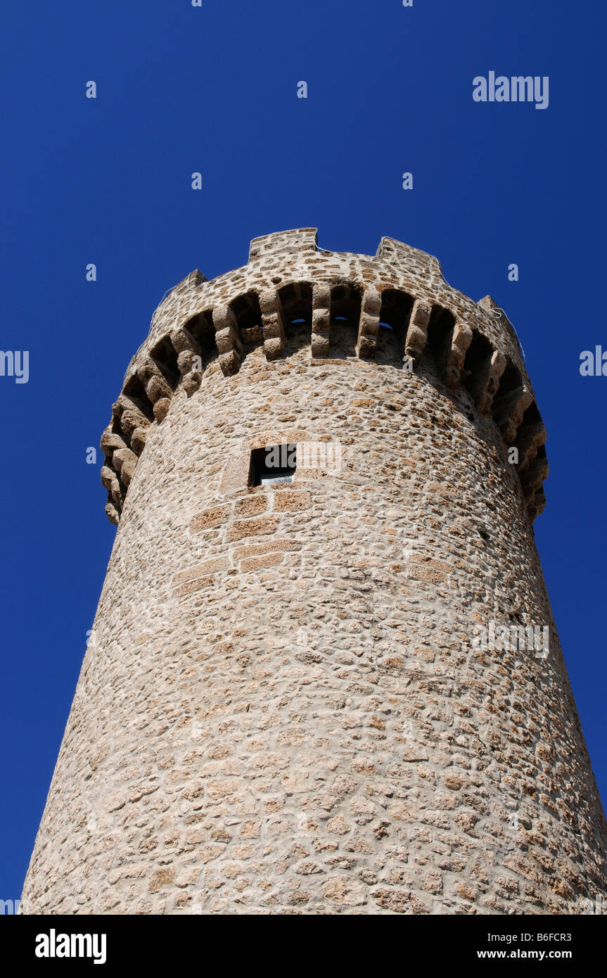 Torre fortificata, San Stefano di Sessanio, Abruzzo, Italia, Europa Foto Stock