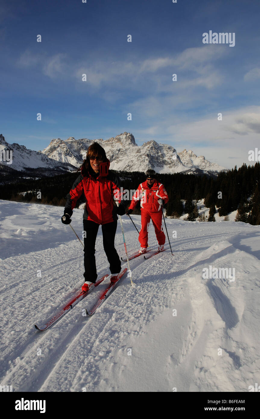 Nordic o fondisti sull Alpe Nemes Alpi, Alta Val Pusteria o in Alta Val Pusteria o Alto Pusteria Bolzano Foto Stock