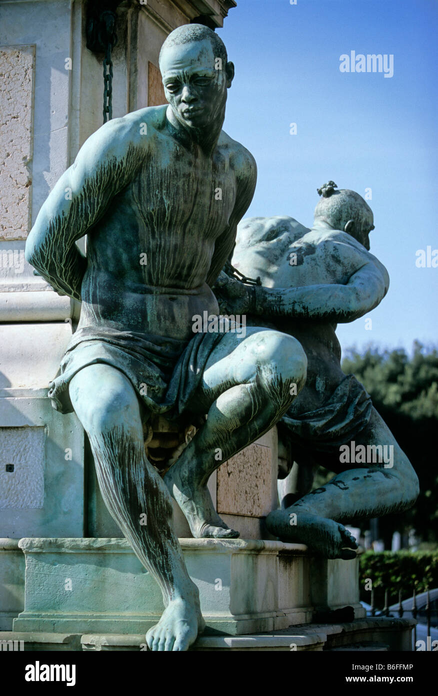 Le statue dei Quattro Mori, 'quattro mori', sul monumento a Ferdinando I, Livorno, Toscana, Italia, Europa Foto Stock