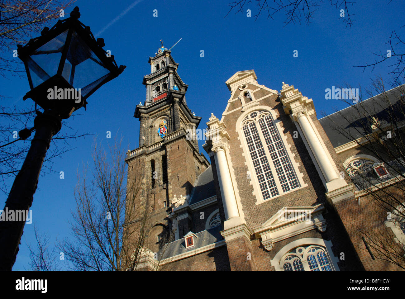 Oude Wester, chiesa Westerkerk, punto di riferimento del quartiere Jordaan di Amsterdam, Paesi Bassi Foto Stock