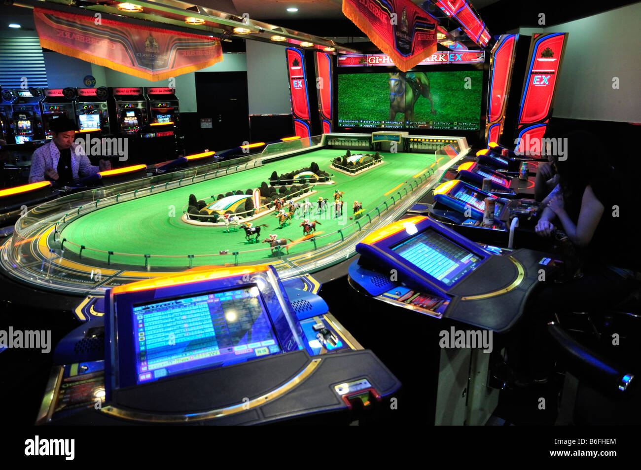 Il Multiplayer horse racing arcade game, Giappone Foto Stock