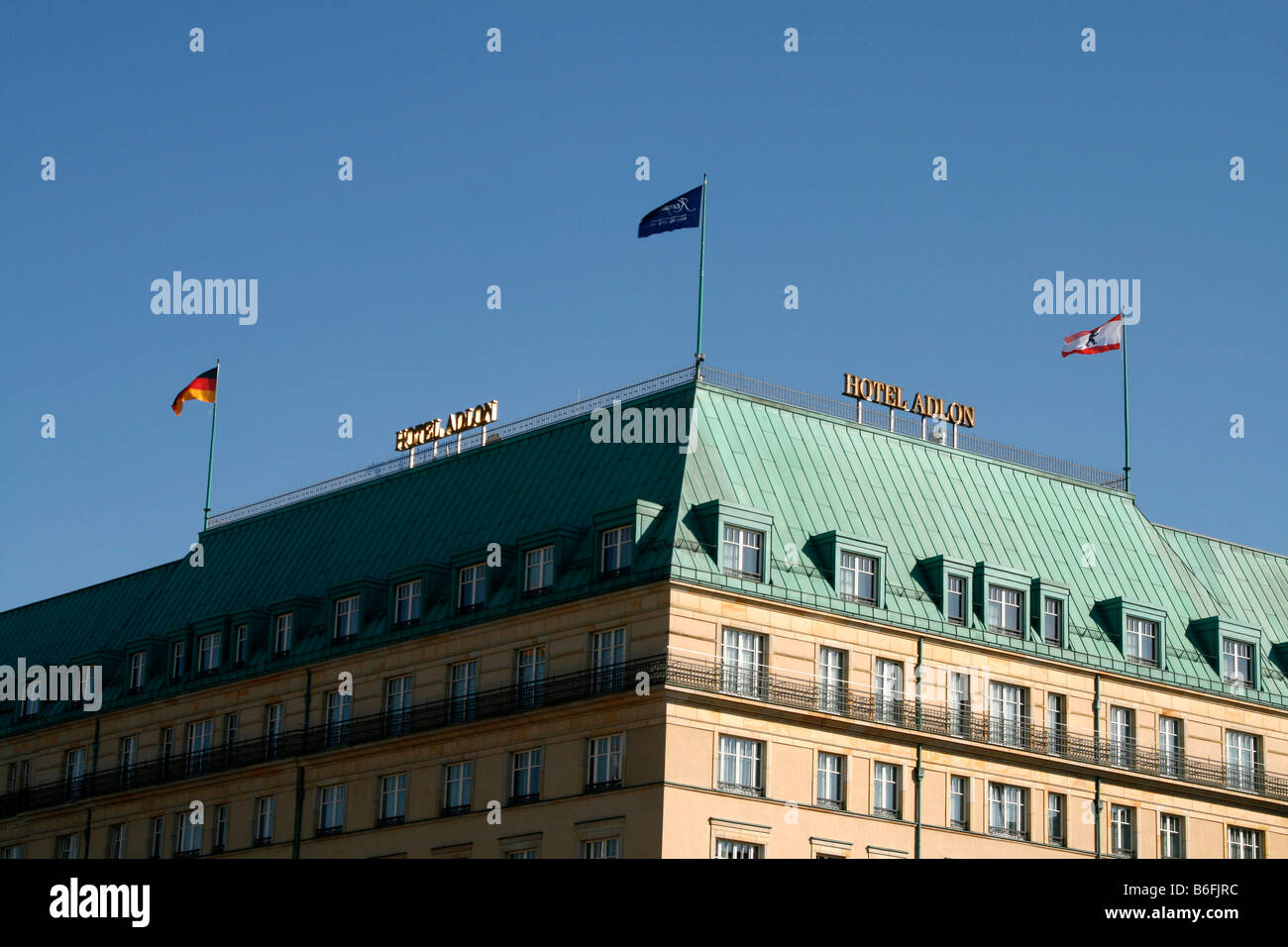 Hotel Adlon sulla Pariser Platz, Berlin, Germania, Europa Foto Stock