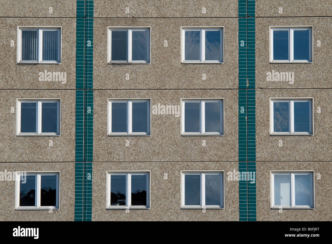 Plattenbau, prefabbricati in cemento, e vista parziale, Berlino, Germania, Europa Foto Stock