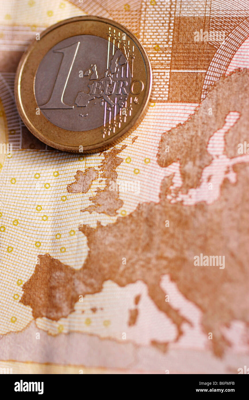 Euro-banconote e monete Foto Stock