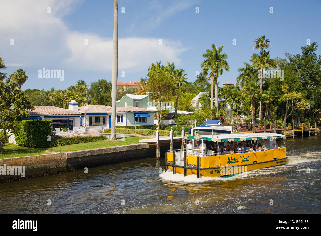 Il Taxi acqueo sul fiume di nuovo in Fort Lauderdale Florida Foto Stock