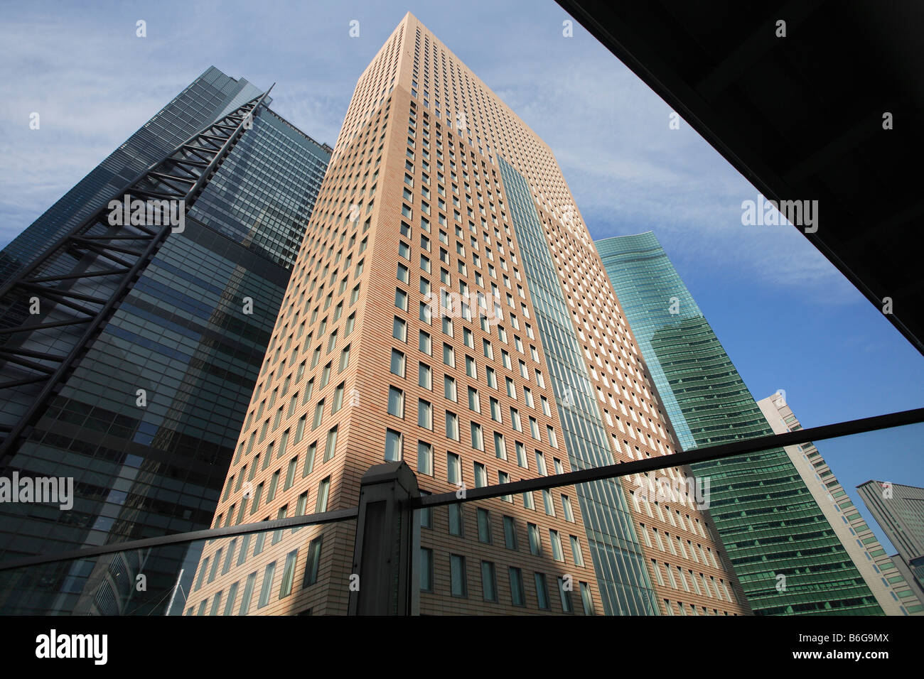 Giappone Tokyo area di Shiodome nuovo highrise sviluppo urbano Foto Stock