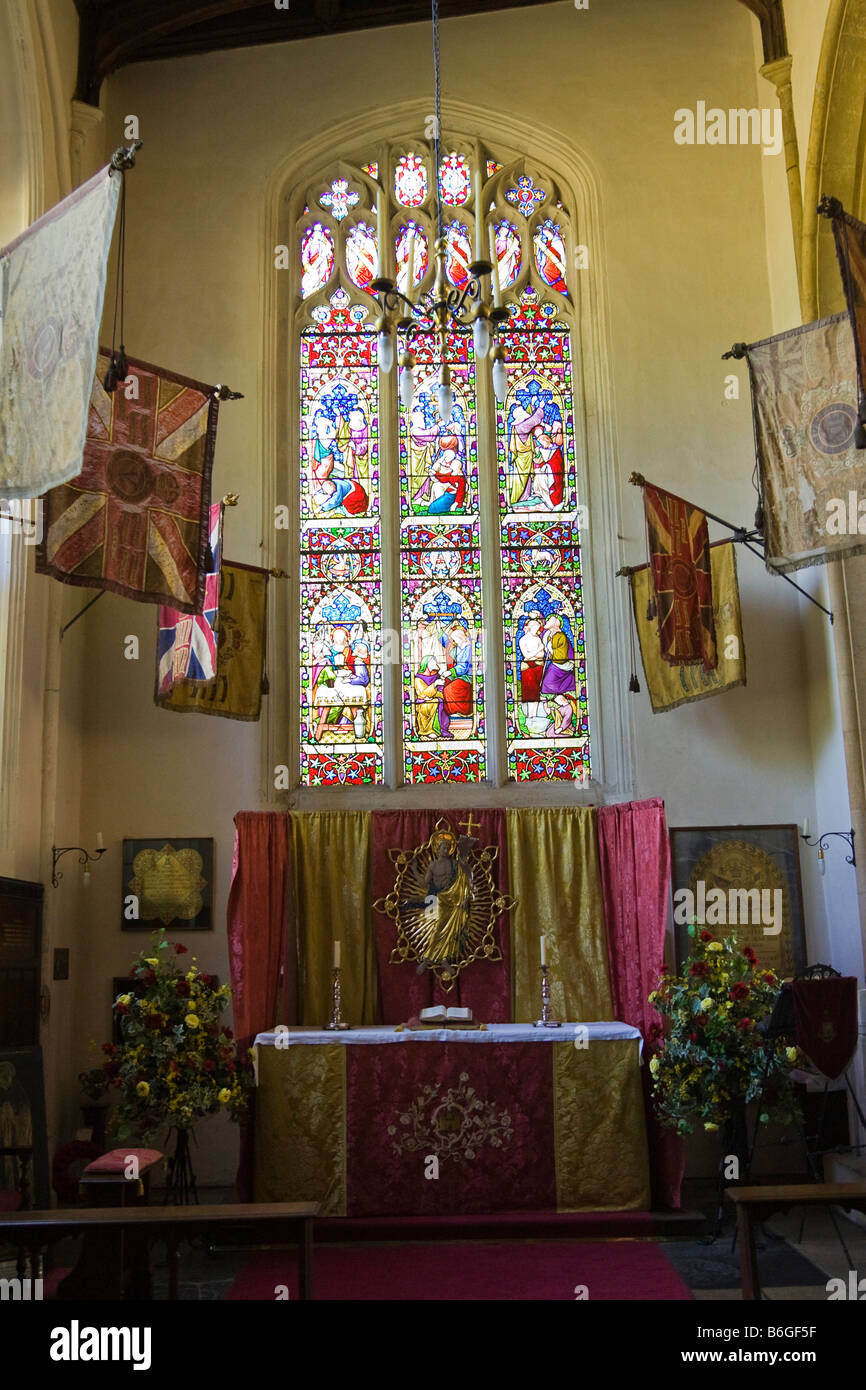 La cappella laterale altare presso il St Marys Chiesa a Bury St Edmunds, Suffolk, Regno Unito Foto Stock