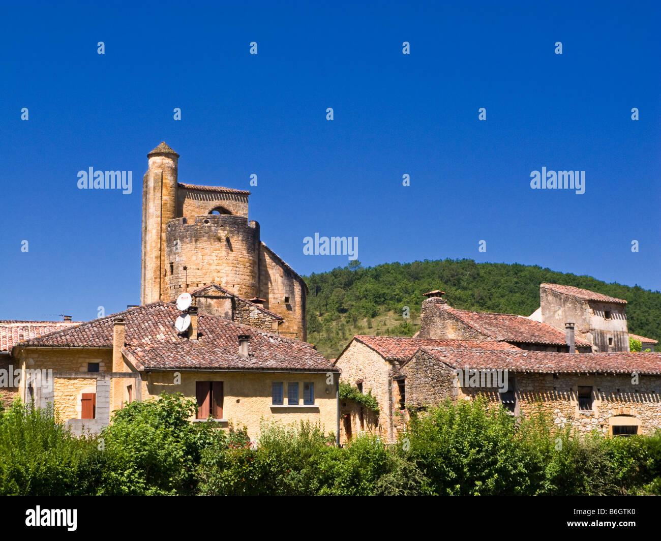 Edifici medievali di Saint Front Sur Lemance nel Lot et Garonne, Francia, Europa Foto Stock