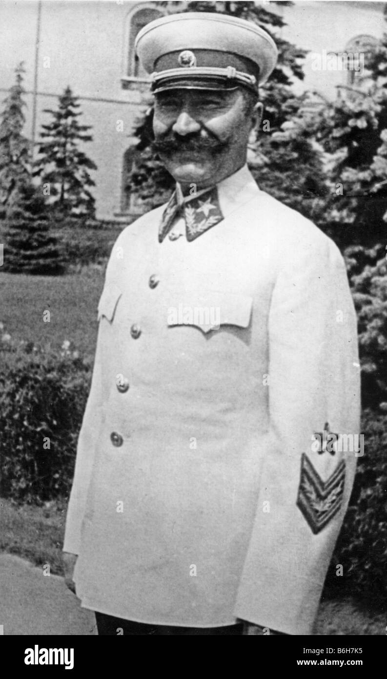 Sovietico Maresciallo di Campo SEMYON BUDENNY al Cremlino nel 1942 Foto Stock