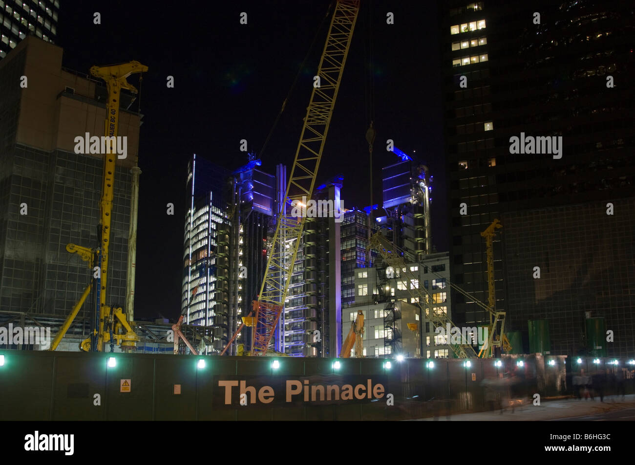 Il Bishopsgate Tower, noto anche come il pinnacolo o Helter-Skelter in costruzione Foto Stock