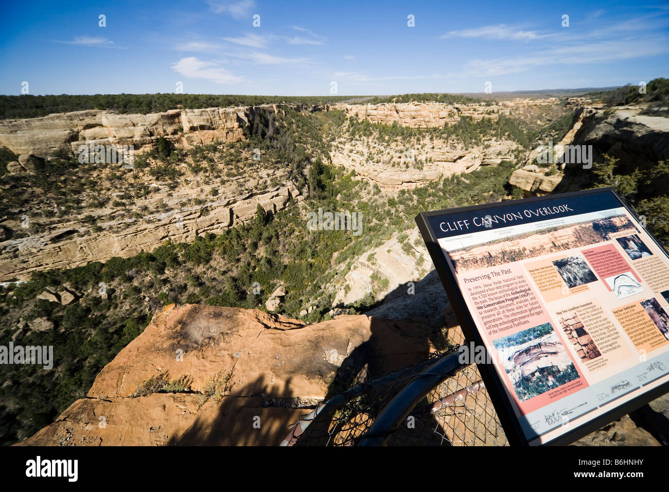 Cliff canyon, il Parco Nazionale di Mesa Verde nel Colorado, STATI UNITI D'AMERICA Foto Stock