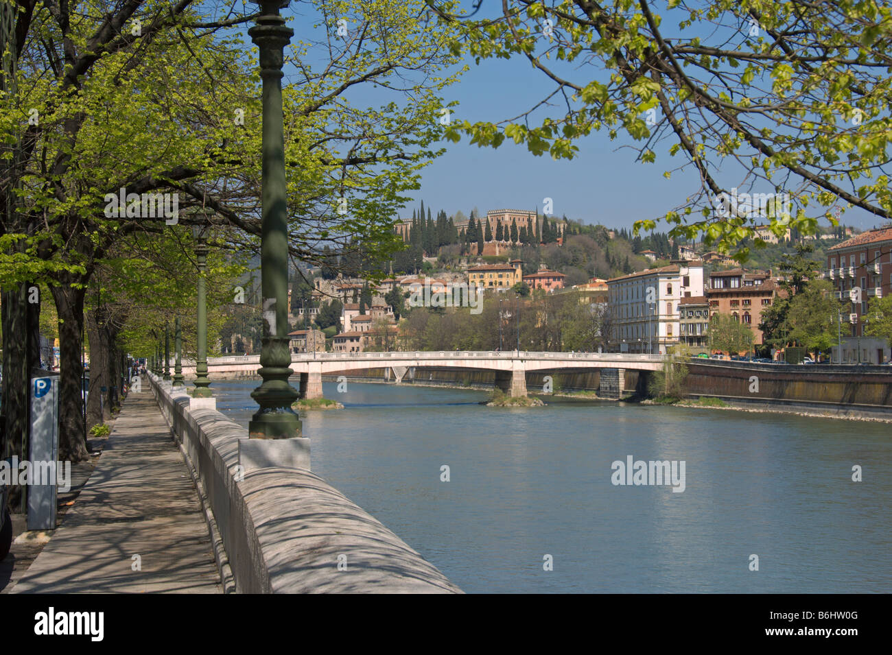 Verona Castel San Pietro sul Fiume Ponte Adige Veneto Italia Aprile 2008 Foto Stock