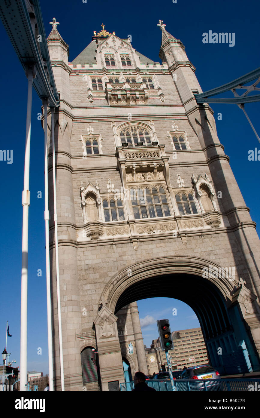 'Il Tower Bridge di Londra GB UK Foto Stock