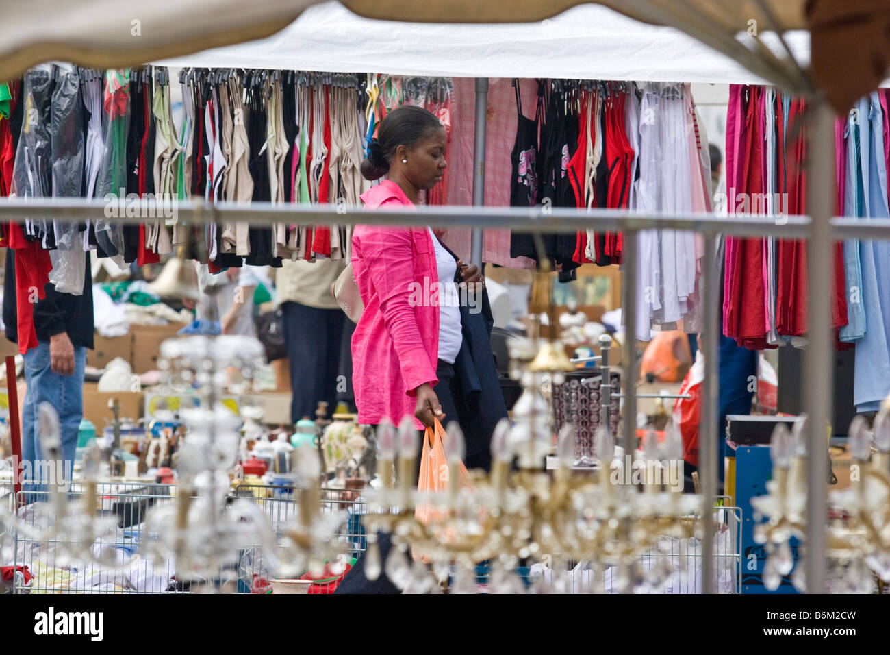 Mercato, immigrati africani Matonge quartiere chiamato anche piccole Kinshasa, Bruxelles, Belgio. Foto Stock