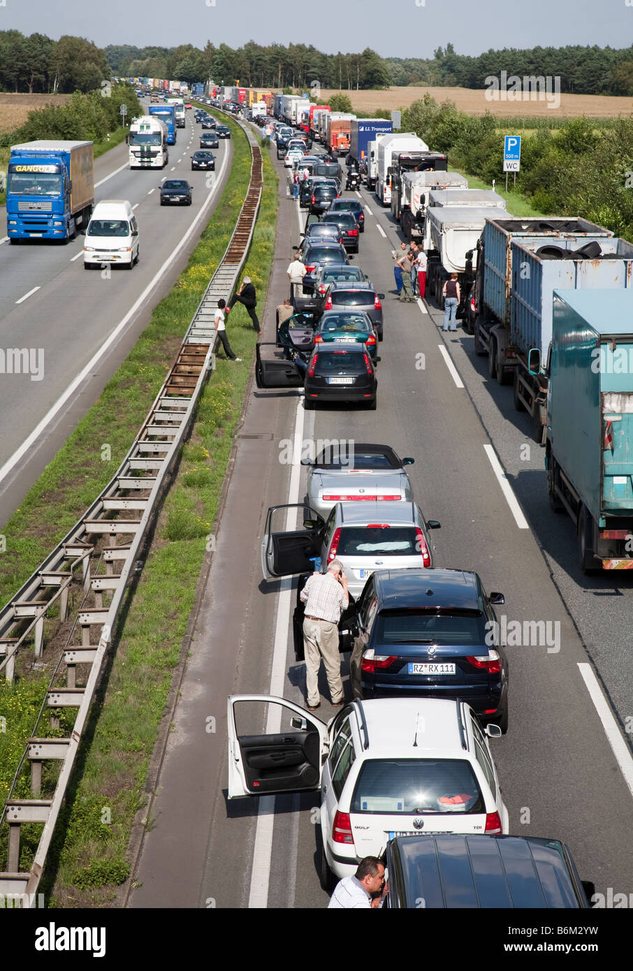 Traffico a dead stop sul autobahn Germania Foto Stock
