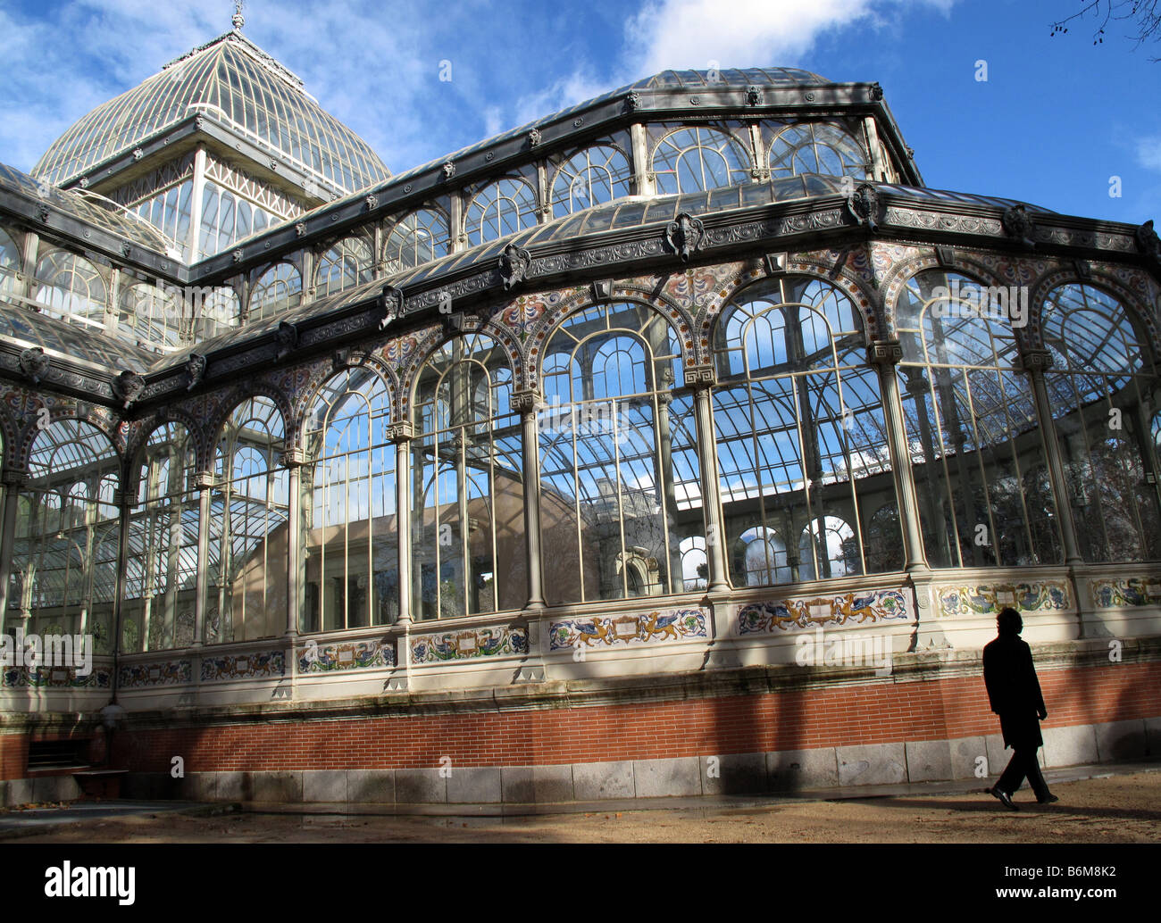 Crystal Palace - Padiglione di vetro nel Parco del Retiro Madrid Spagna Foto Stock