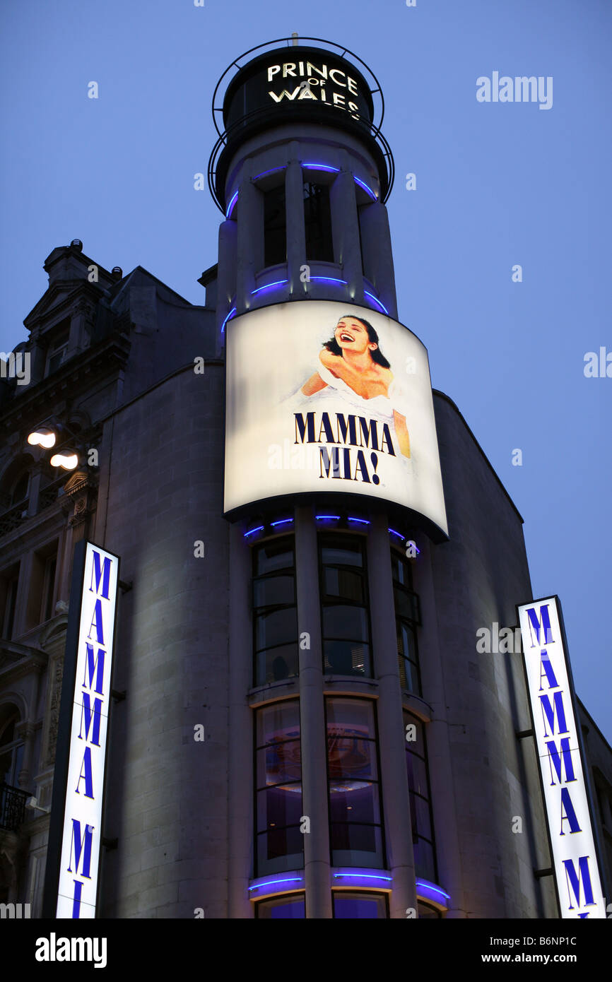 Prince of Wales Theatre nel West End di Londra Foto Stock