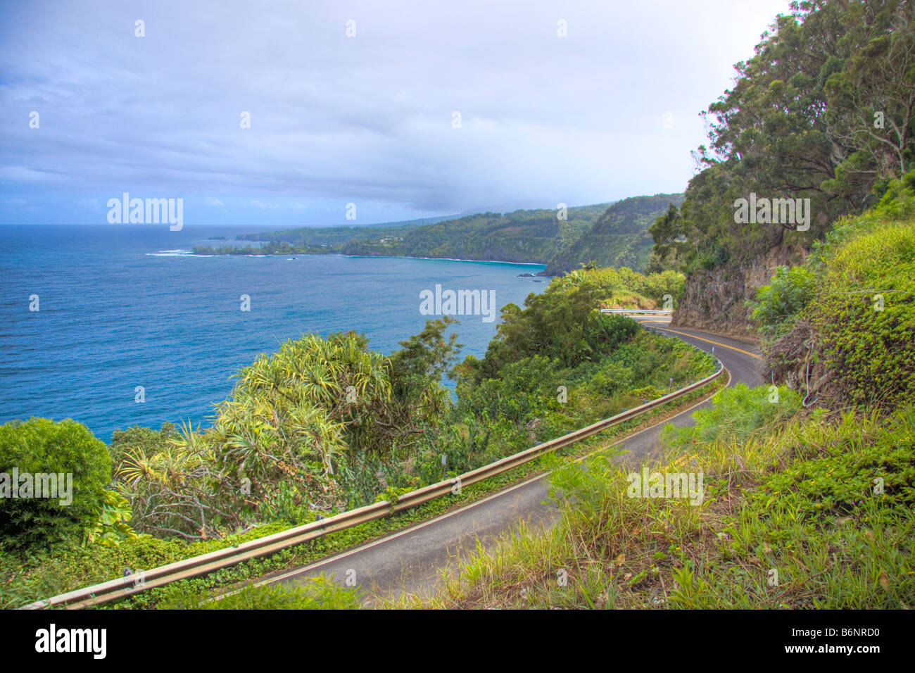 La strada di Hana è di 52 miglia lungo, Maui, Hawaii. Foto Stock