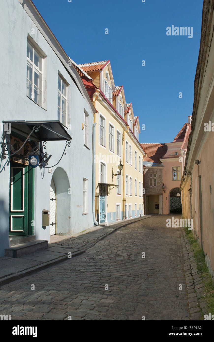 Acciottolata strada pietra Toompea Hill Tallinn Estonia Foto Stock