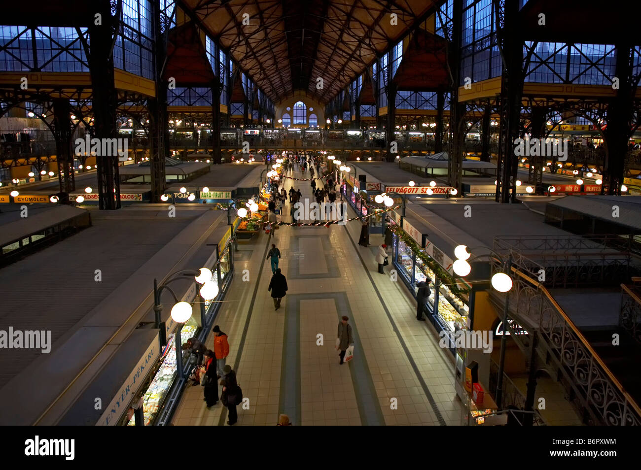 Budapest Grande centro mercato coperto Nagy Vasarcsarnok Ungheria Foto Stock