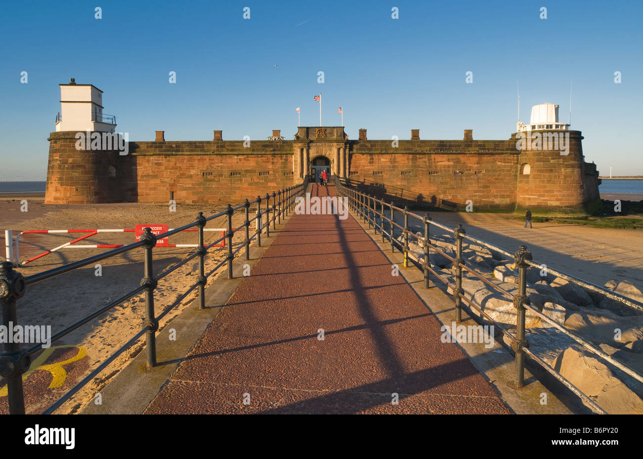 Fort Pesce persico alla foce del fiume Mersey, difesa costiera a guardia della batteria Crosby il canale e la città di Liverpool Foto Stock