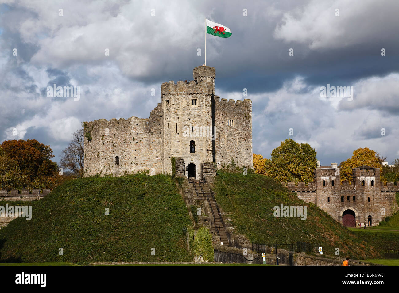 Il Normanno tenere, Castello di Cardiff, Galles Foto Stock
