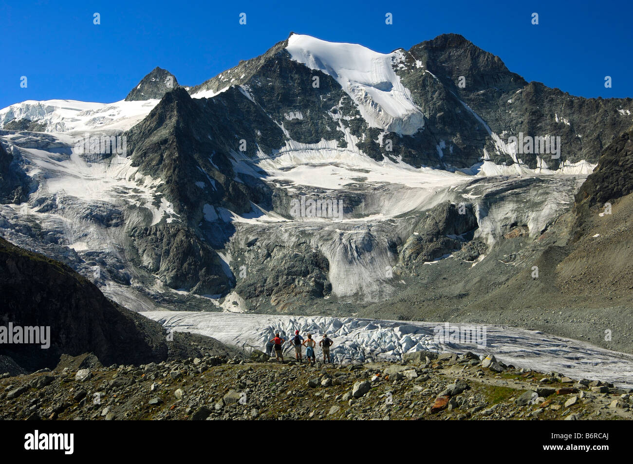 Il ghiacciaio di Moiry cirque e Mt Pointes de Mourti, Pennine, Svizzera Foto Stock