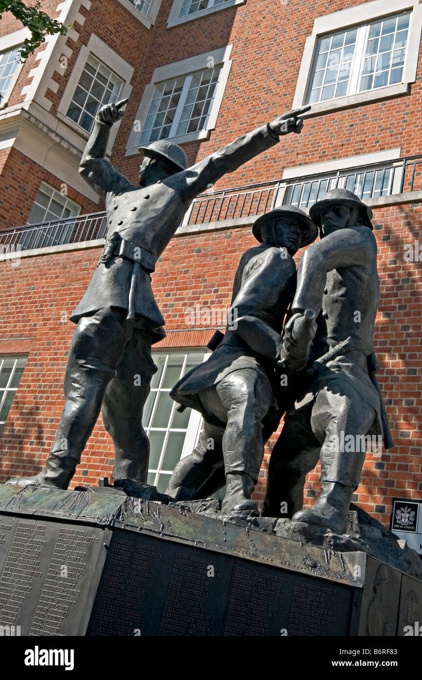 Vigili del fuoco Monumento Nazionale di Londra Foto Stock