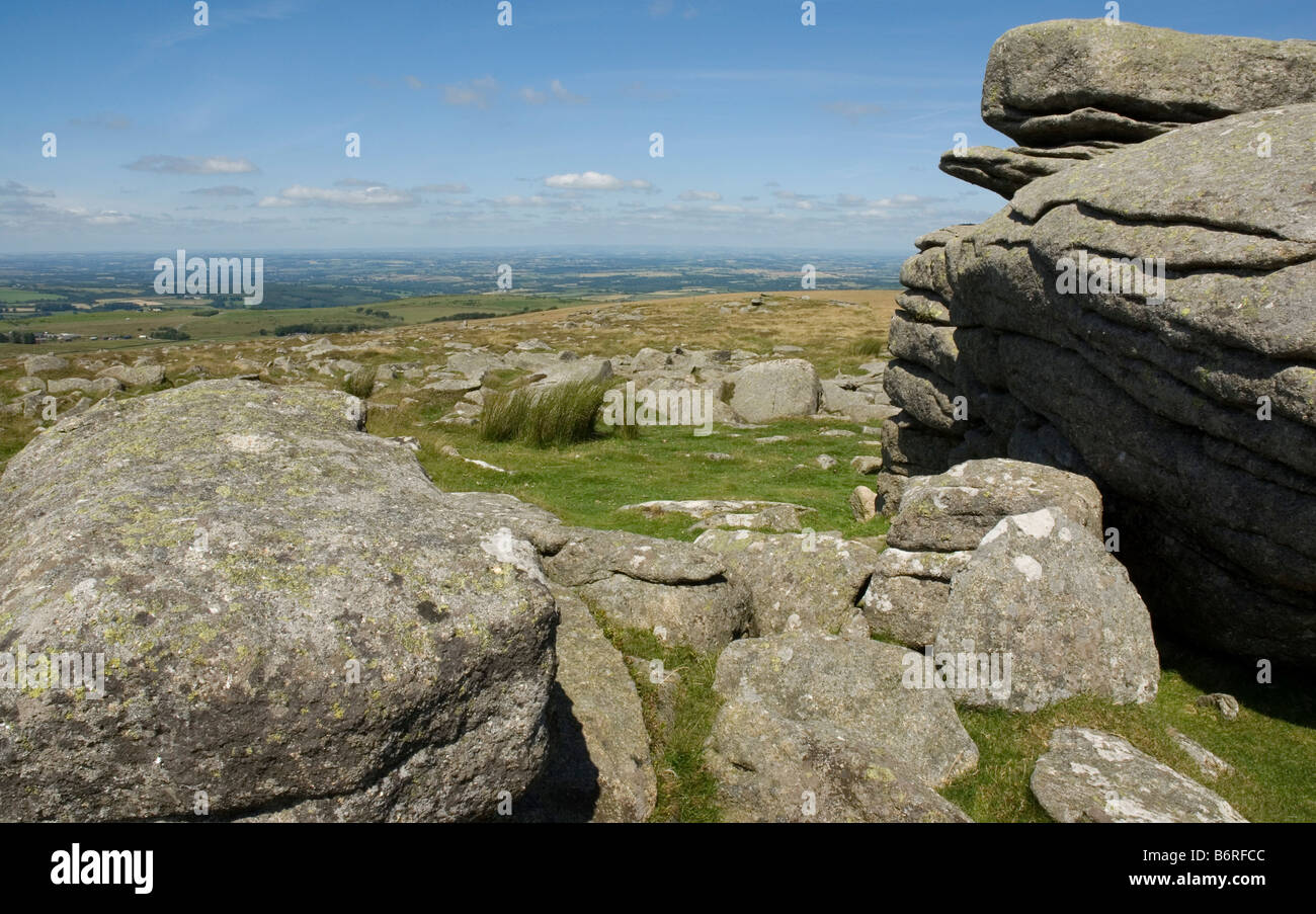 Impressionante paesaggio di granito a Rowtor su northwestern Dartmoor Foto Stock