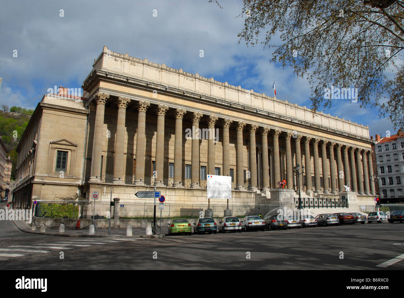Palais de Justice historique de Lyon e dalla Cour d' appel - Corte di Appello sul Quai Romain Rolland a Lione, in Francia. Foto Stock