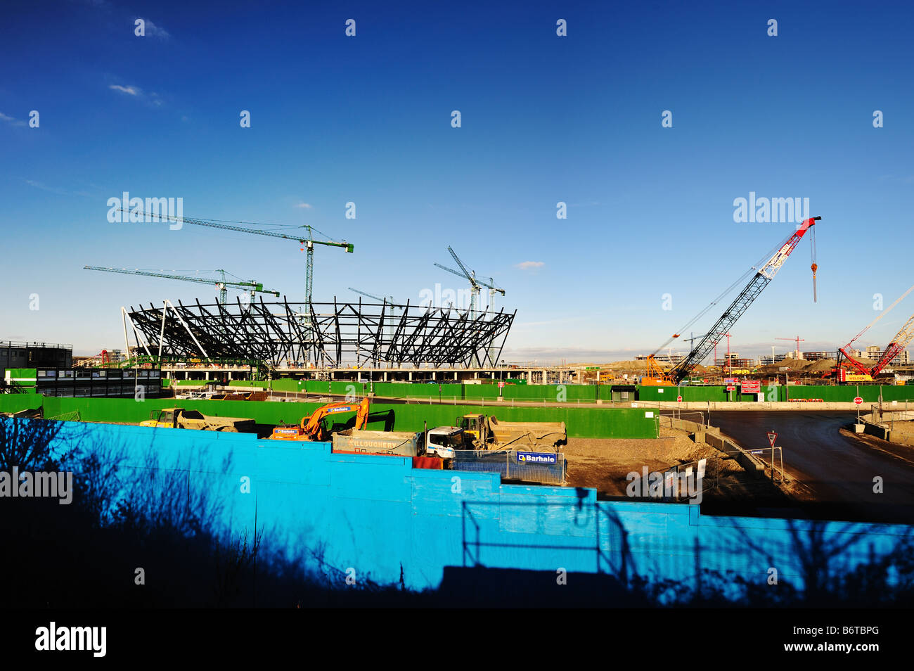 La costruzione dello Stadio Olimpico per Olimpiadi di Londra 2012 Foto Stock