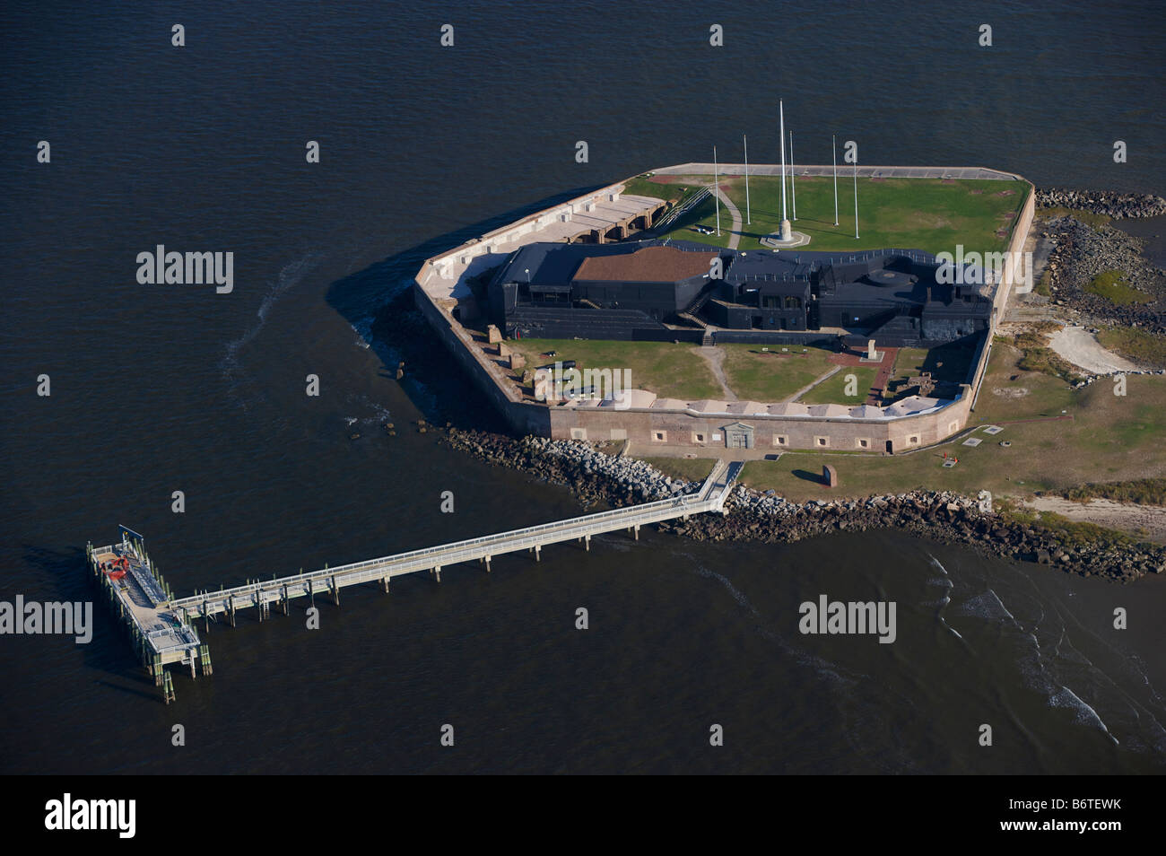 Vista aerea di Fort Sumter l'isola fortezza nel porto di Charleston, Carolina del Sud Ft Sumter è dove la guerra civile ha iniziato Foto Stock