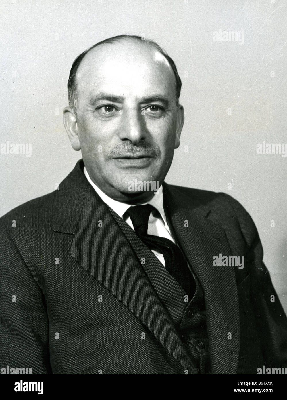 MICHAEL BALCON (1896-1977) inglese produttore di film qui in 1955 Foto Stock