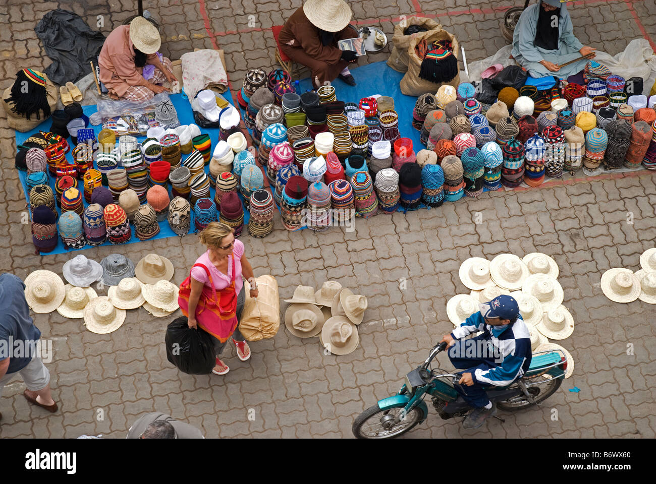 Il Marocco Marrakech, Jardin Majorelle. Il Giardino Majorelle è un giardino botanico progettato dall'artista francese Jacques Majorelle Foto Stock