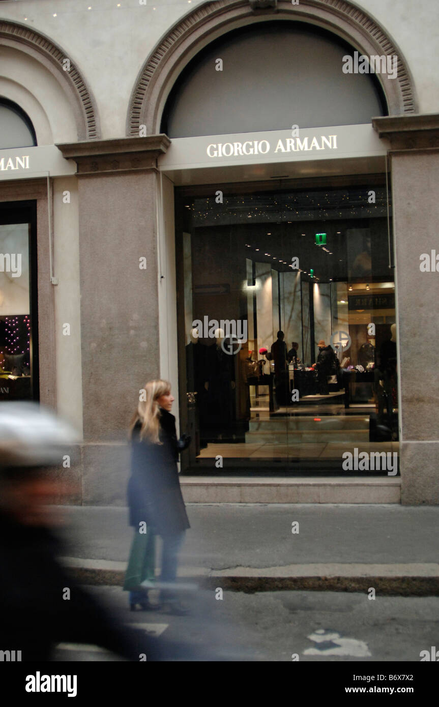 Giorgio Armani shop Via Montenapoleone Milano Foto Stock