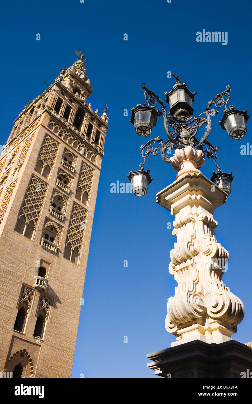 Siviglia Spagna la torre Giralda Foto Stock