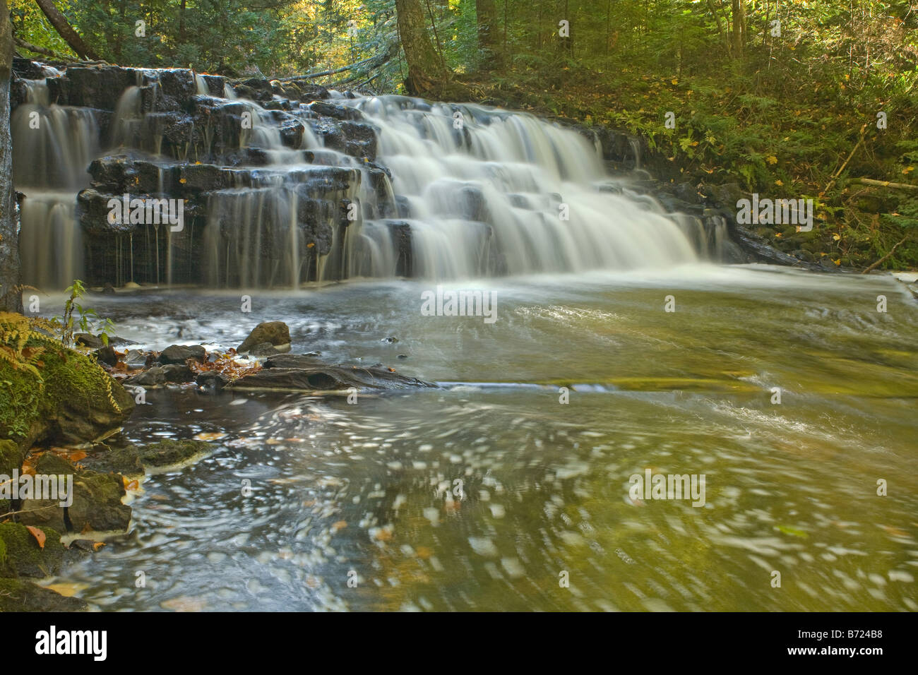 MICHIGAN - Mosquito cade sul fiume di zanzara in Pictured Rocks National Lakeshore. Foto Stock