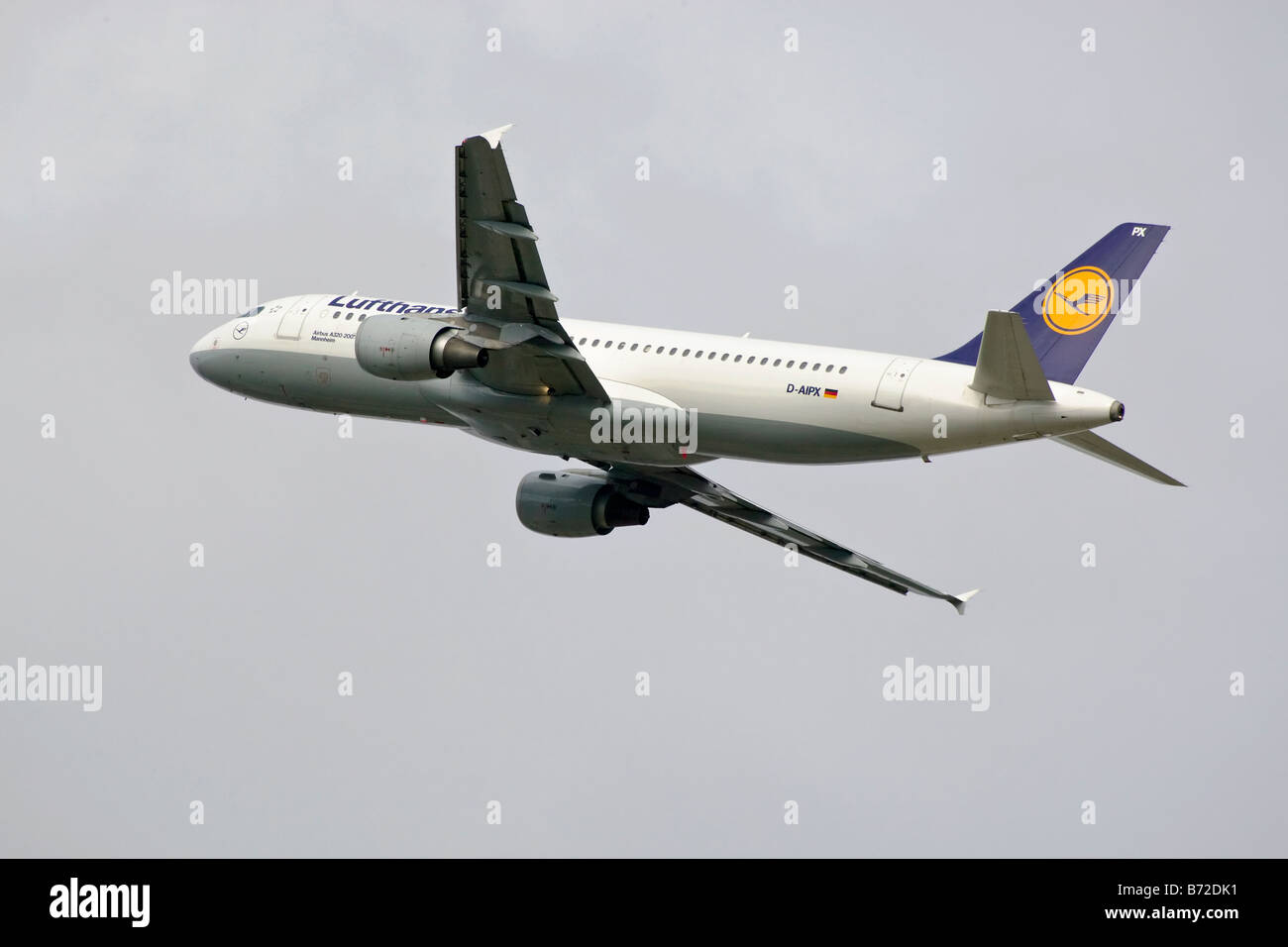 Compagnia aerea tedesca lufthansa immagini e fotografie stock ad alta ...