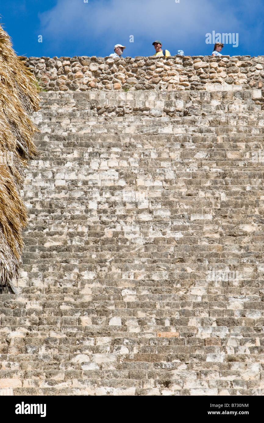 Dettagli di architettura maya a Ek Balam Messico Foto Stock