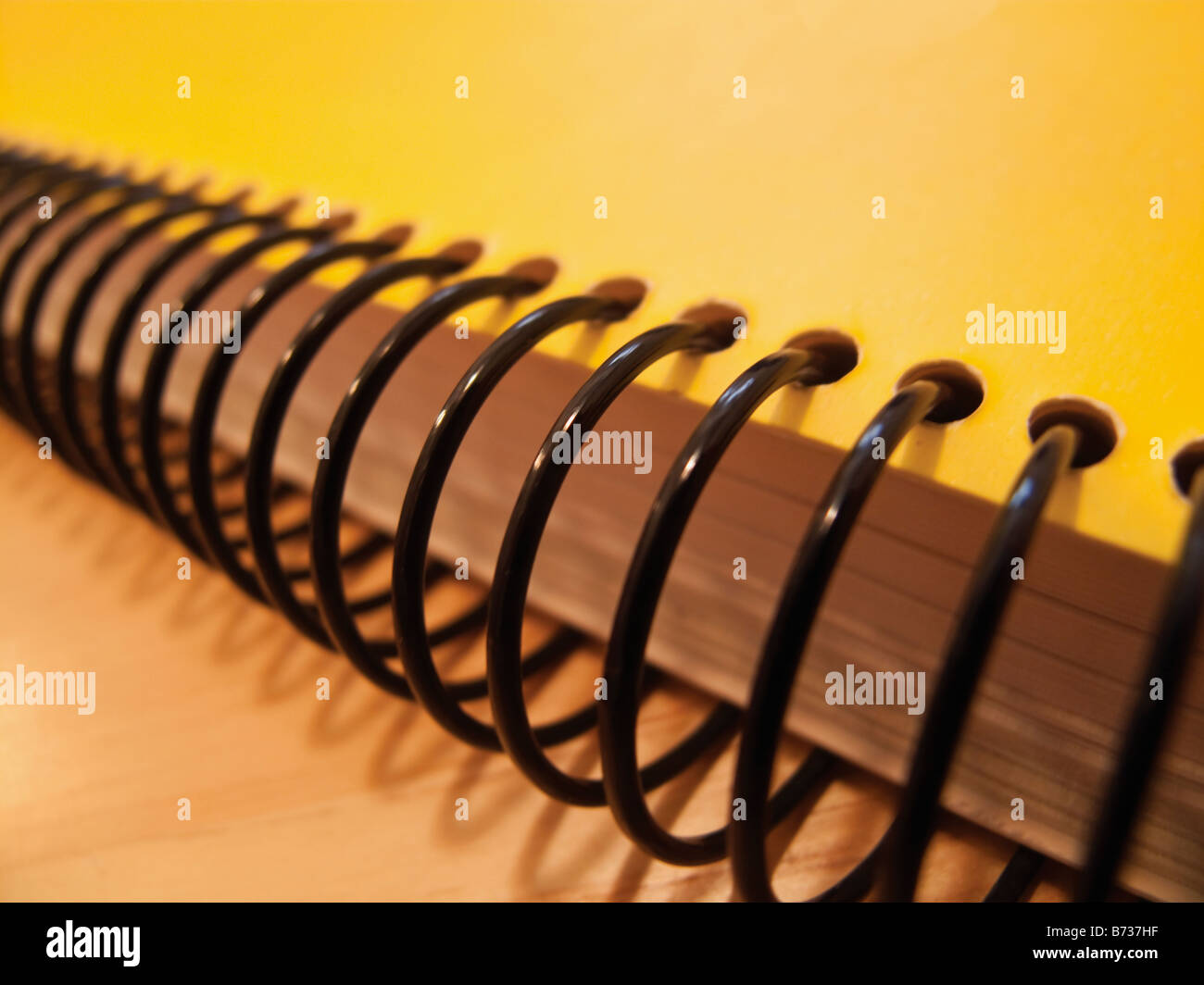 Retro del giallo per notebook a spirale Foto Stock