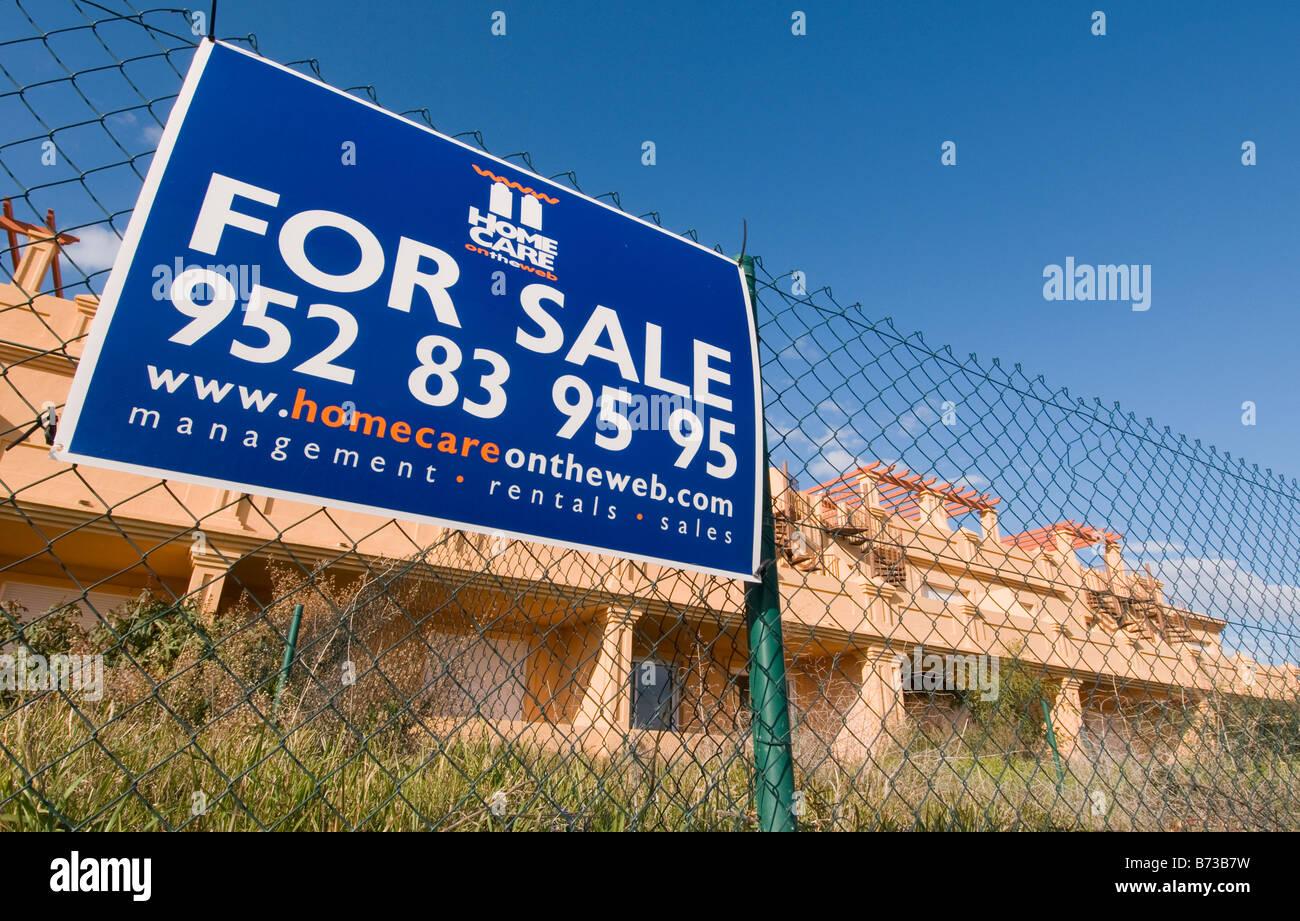 In vendita segno a appartamenti in Costa del Sol, Spagna Foto Stock