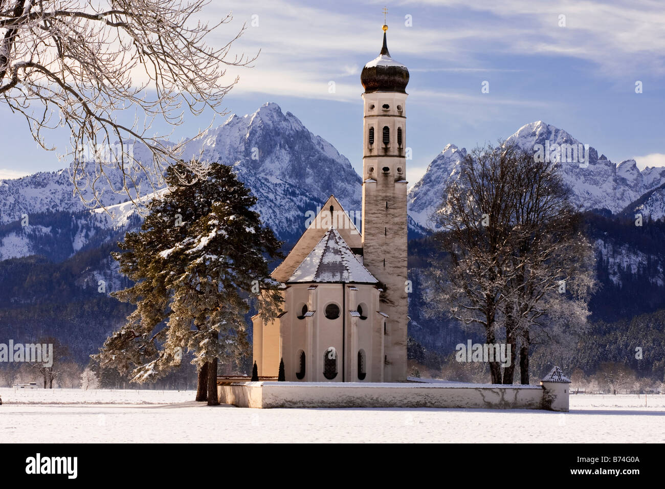 Inverno a San Coloman Chiesa a Schwangau, Baviera Germania Foto Stock