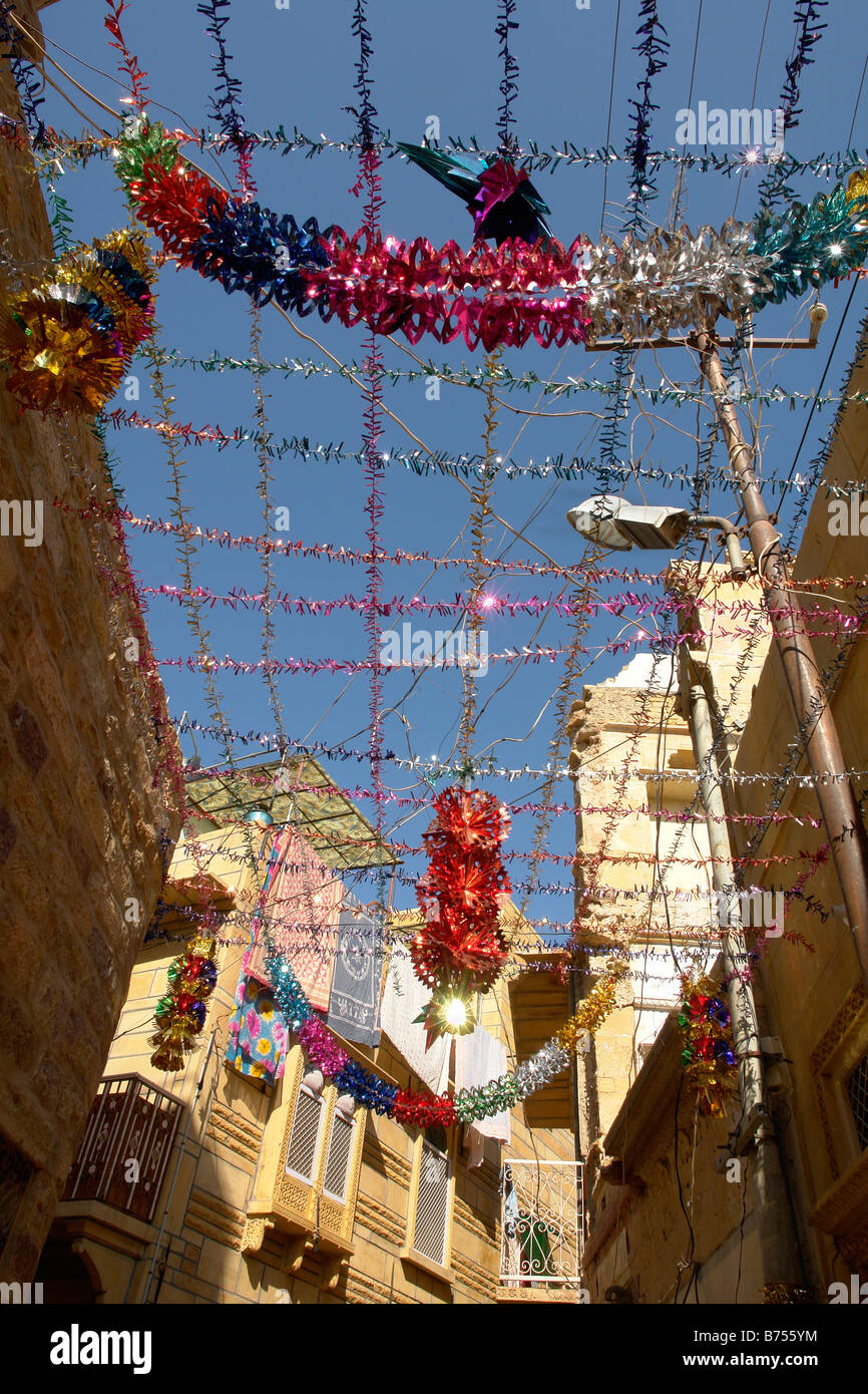 Indiani tradizionali decorazioni per matrimoni in Jaisalmer back street Foto Stock